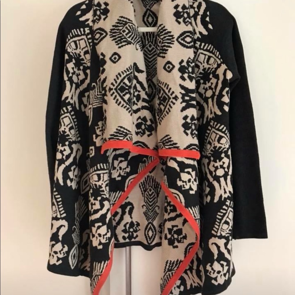 Patterned cardigan